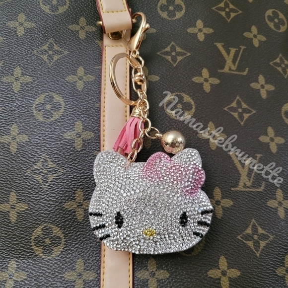 Hello Kitty Pink Bow Rhinestone Keychain Bag Charm with Tan Tassel - Picture 6 of 15